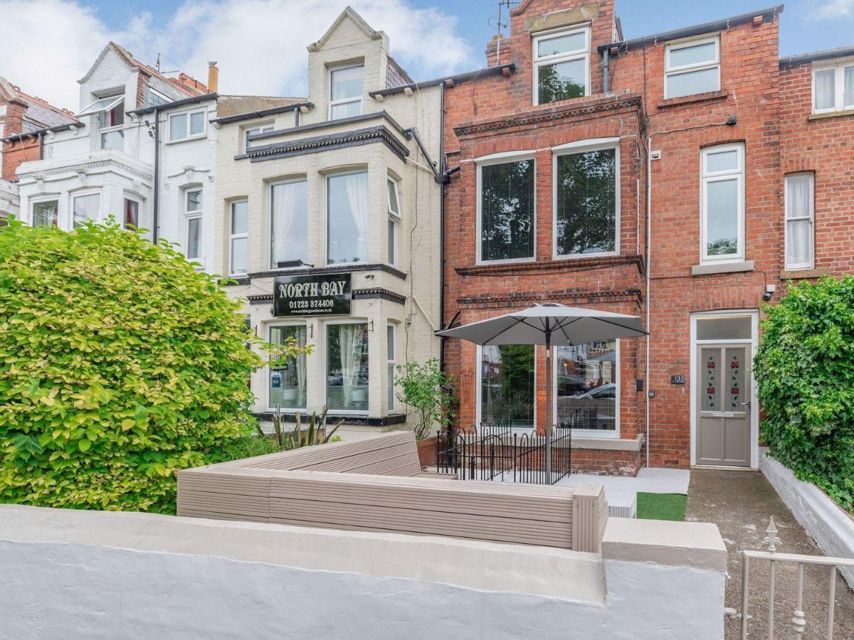 Sail Lodge Scarborough Bagian luar foto