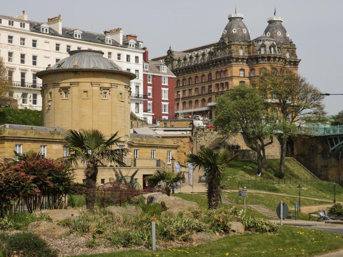 Sail Lodge Scarborough Bagian luar foto